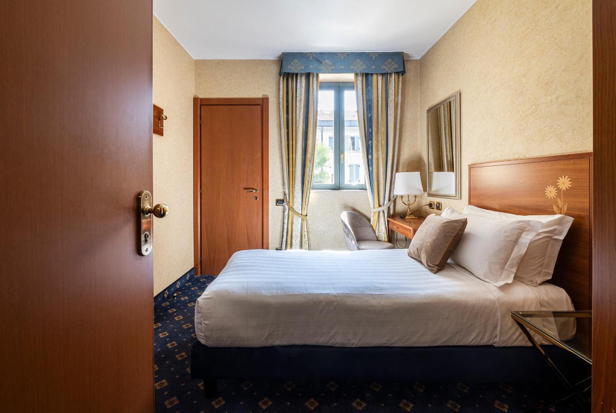 Boutique Hotel Dieci Milano Ngoại thất bức ảnh